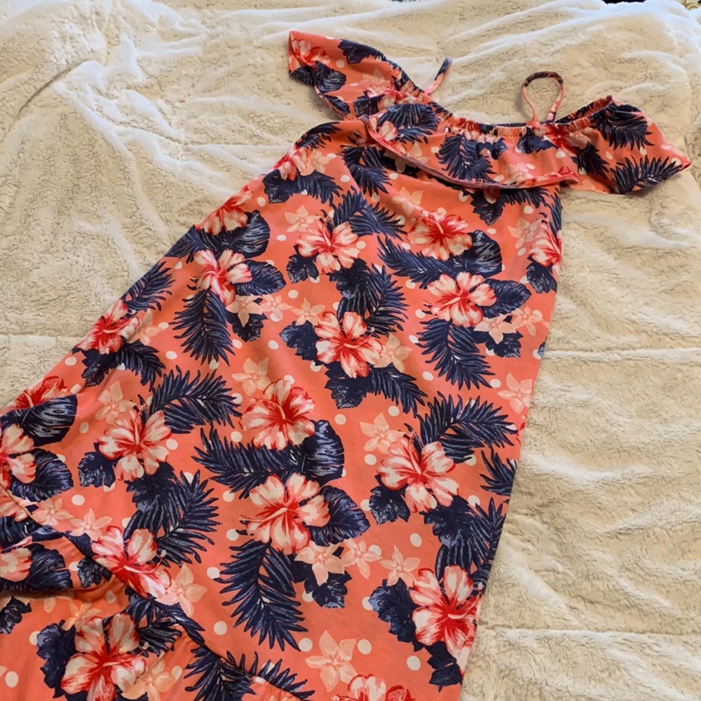 Girls size S(7/8) long dress
